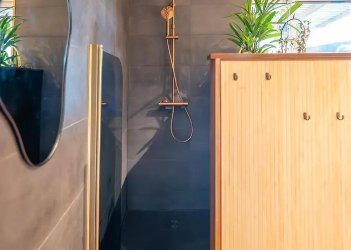 Kanopya Ξενοδοχείο ημιδιαμονής *